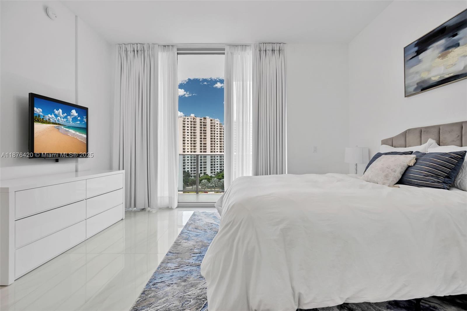 AURORA CONDOMINIUM - Residential Lease