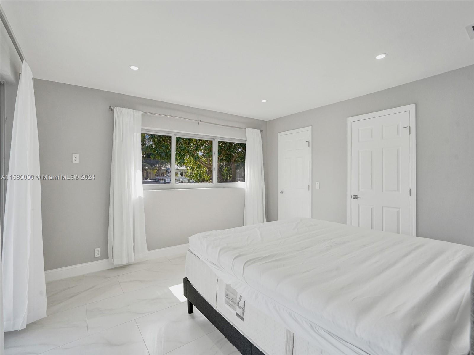 POMPANO ISLES SEC - Residential Lease