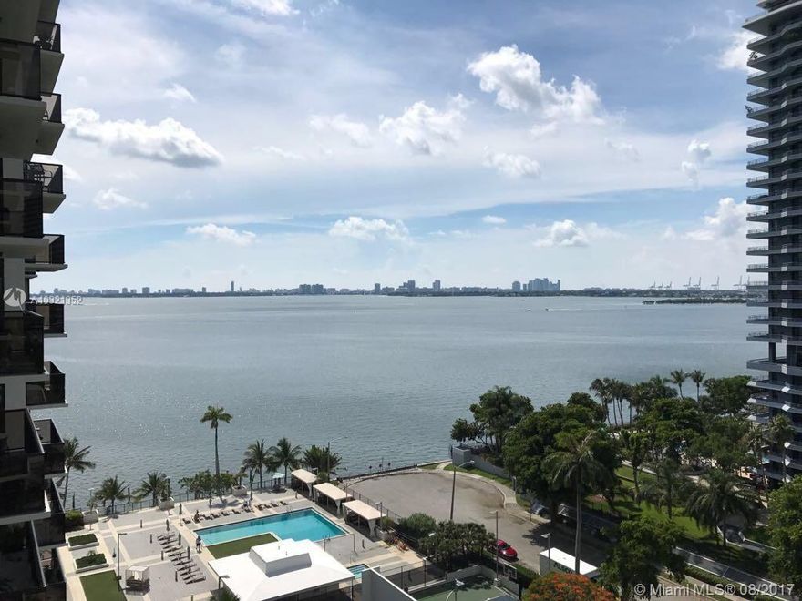Great Bay and City views from this 2/2 in the Charter Club. &#xD;&#xA;Open space with new appliances, porcelain floor, modern kitchen & intelligent thermostat. Walk-in closet & large stackable washing machines. 1 assigned covered parking and plenty of guest parking. Luxurious resort style amenities such such as tennis courts, basketball court, Yoga classes, Beauty salon, pool, jacuzzi, gym, convenience store, Dry cleaners and 24 hour security.&#xD;&#xA;The building is centrally located right next to Midtown Shops, Design District, Wynwood and a bridge away from Miami Beach. 10 minutes to Downtown and Brickell. 15 minutes to Miami Int airport.  Internet and able included.&#xD;&#xA;THIS ONE IS JUST RIGHT.