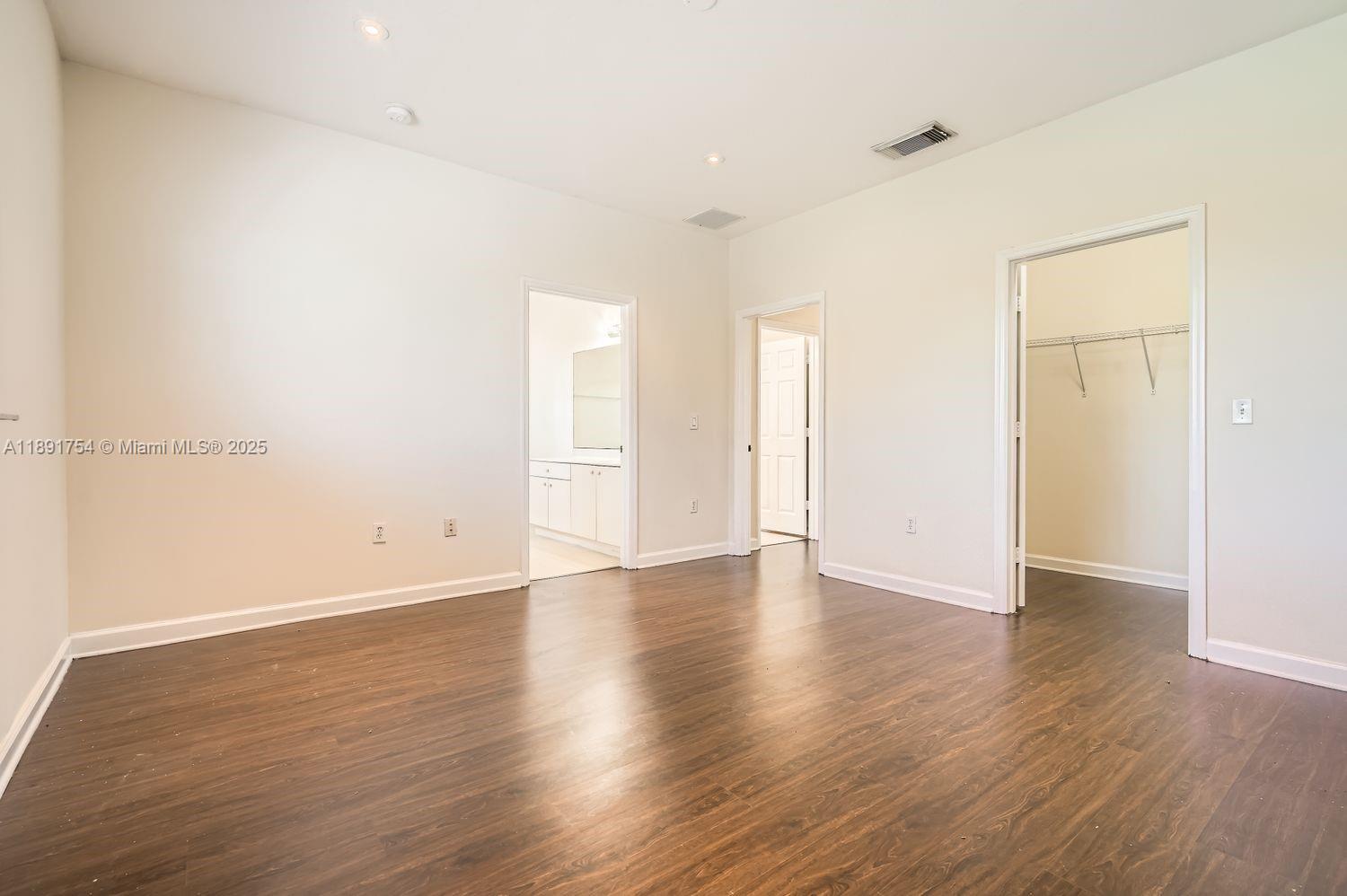 MARIANAS HOMES - Residential