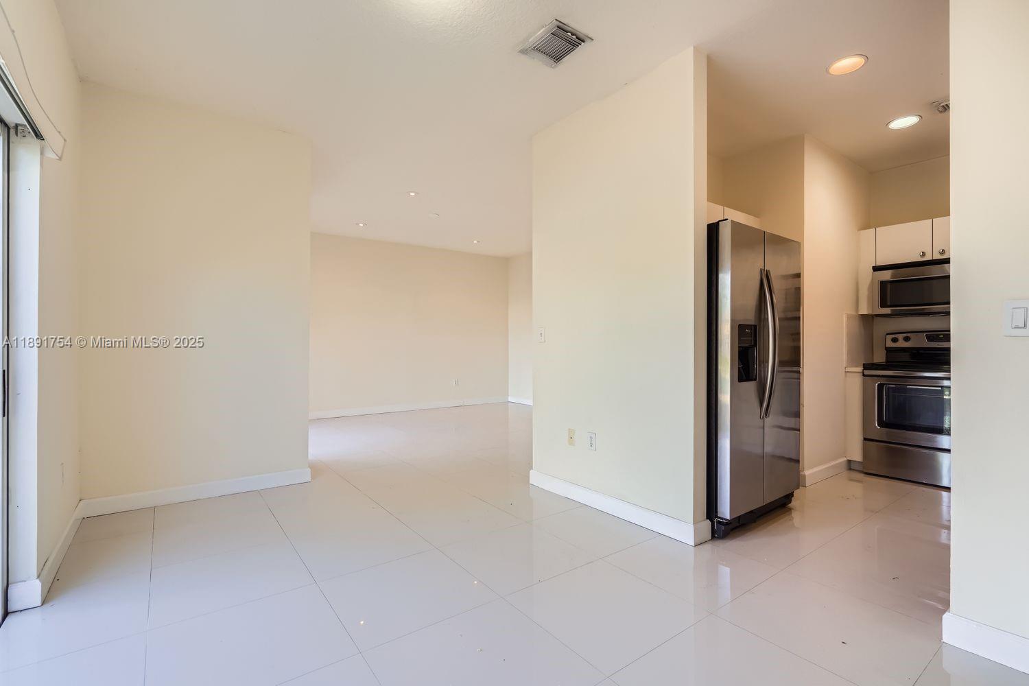 MARIANAS HOMES - Residential