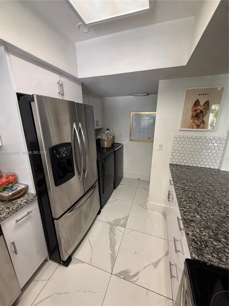 MIAMI LAKES GOLF COURSE V - Residential
