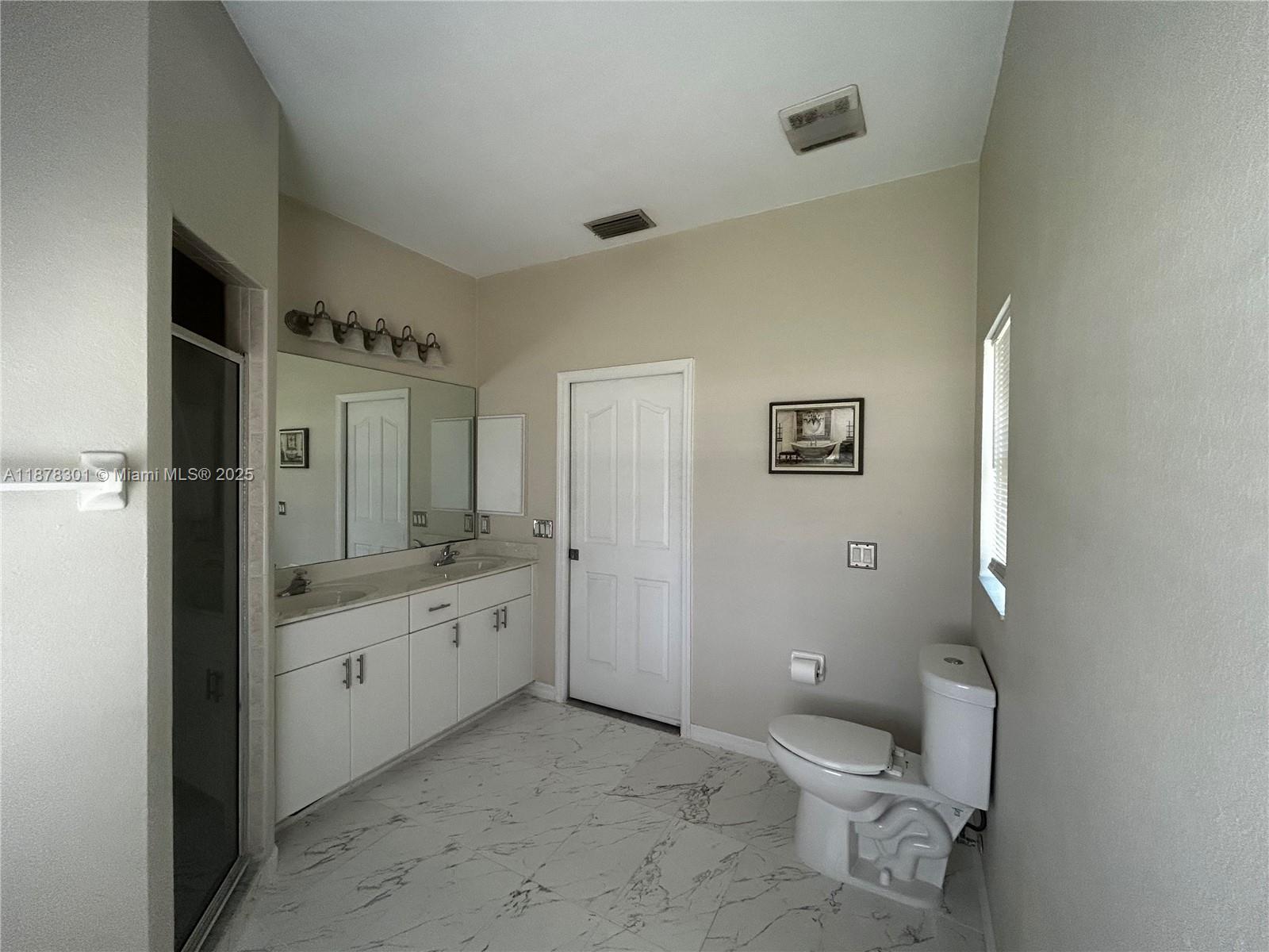 1534 PORT CHARLOTTE SUB11 - Residential