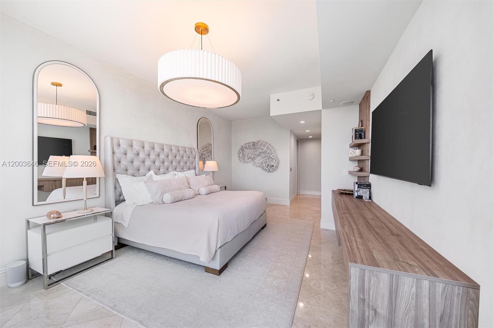 CONTINUUM ON SOUTH BEACH - Residential Lease