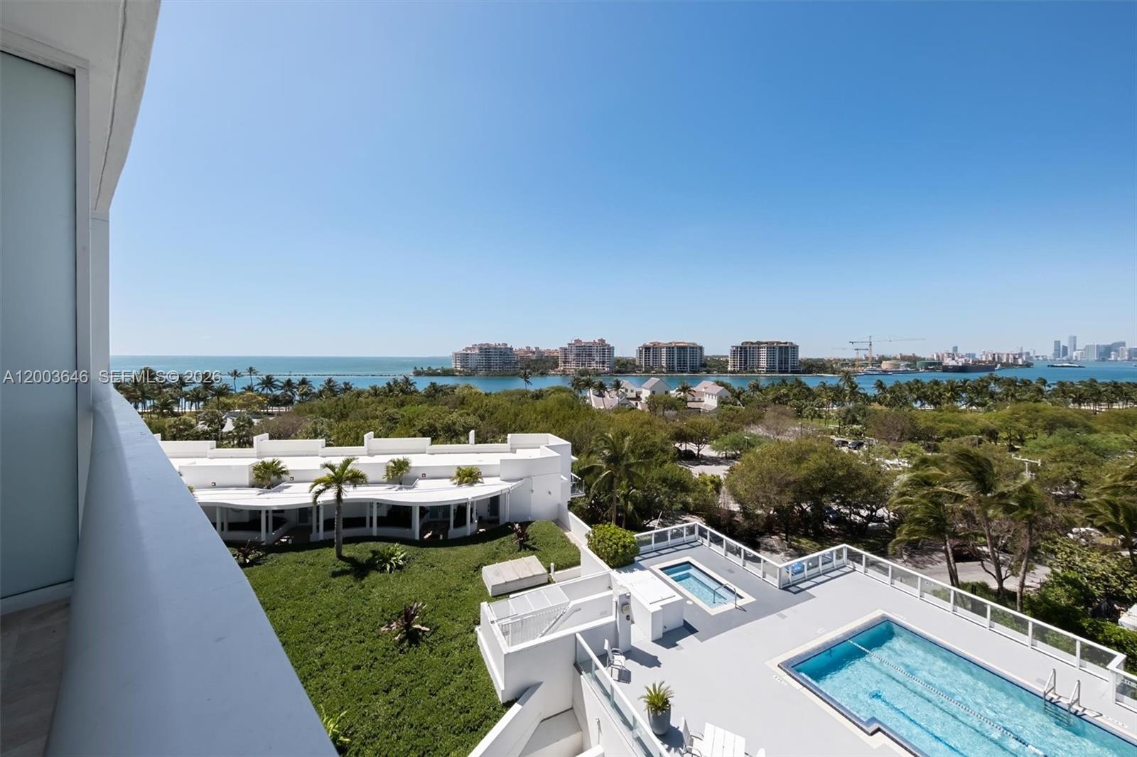 CONTINUUM ON SOUTH BEACH - Residential Lease