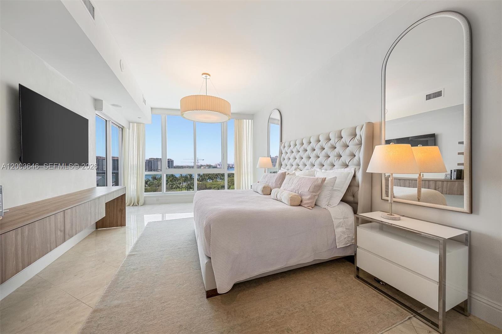 CONTINUUM ON SOUTH BEACH - Residential Lease