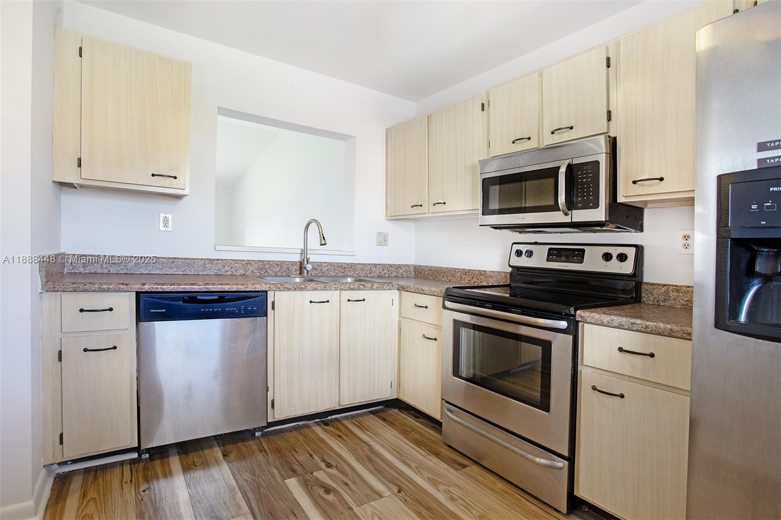 BOCA COVE CONDO - Residential Lease