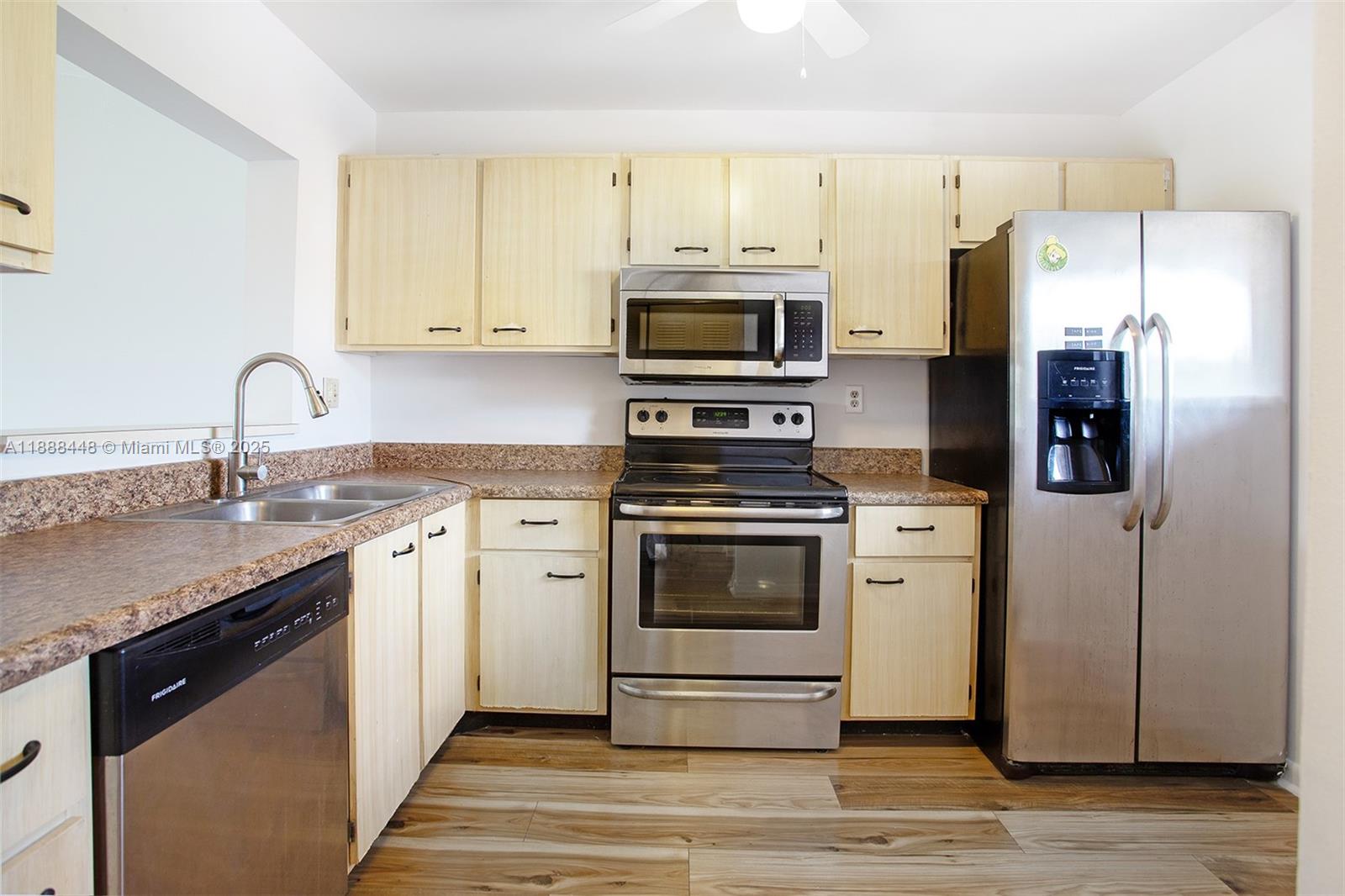 BOCA COVE CONDO - Residential Lease