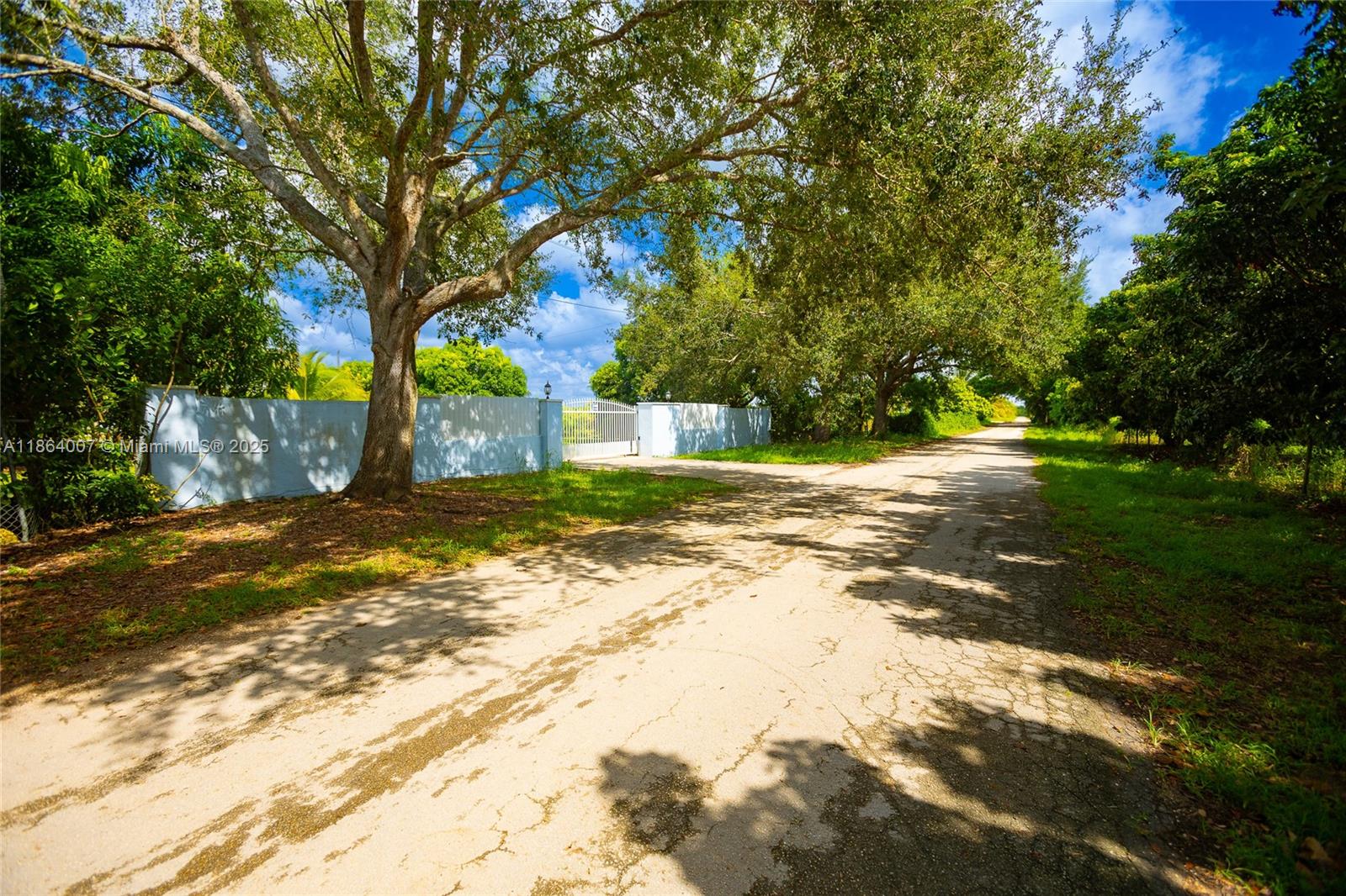 PLAT OF THE NW 1/4 - Residential