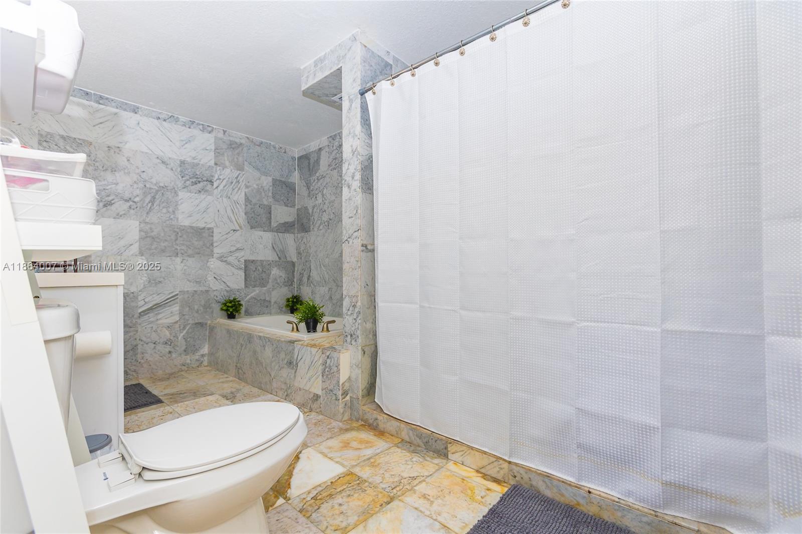 PLAT OF THE NW 1/4 - Residential