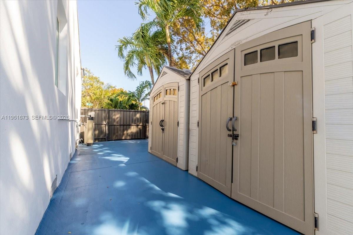 SILVER CREST - Residential