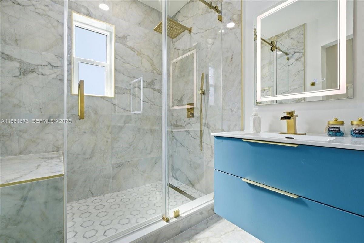 SILVER CREST - Residential