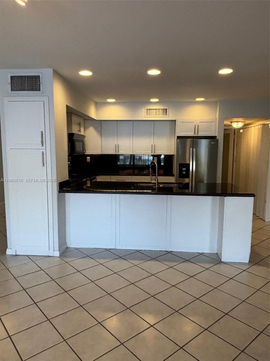 MIAMI LAKES WINDMILL GATE - Residential Lease