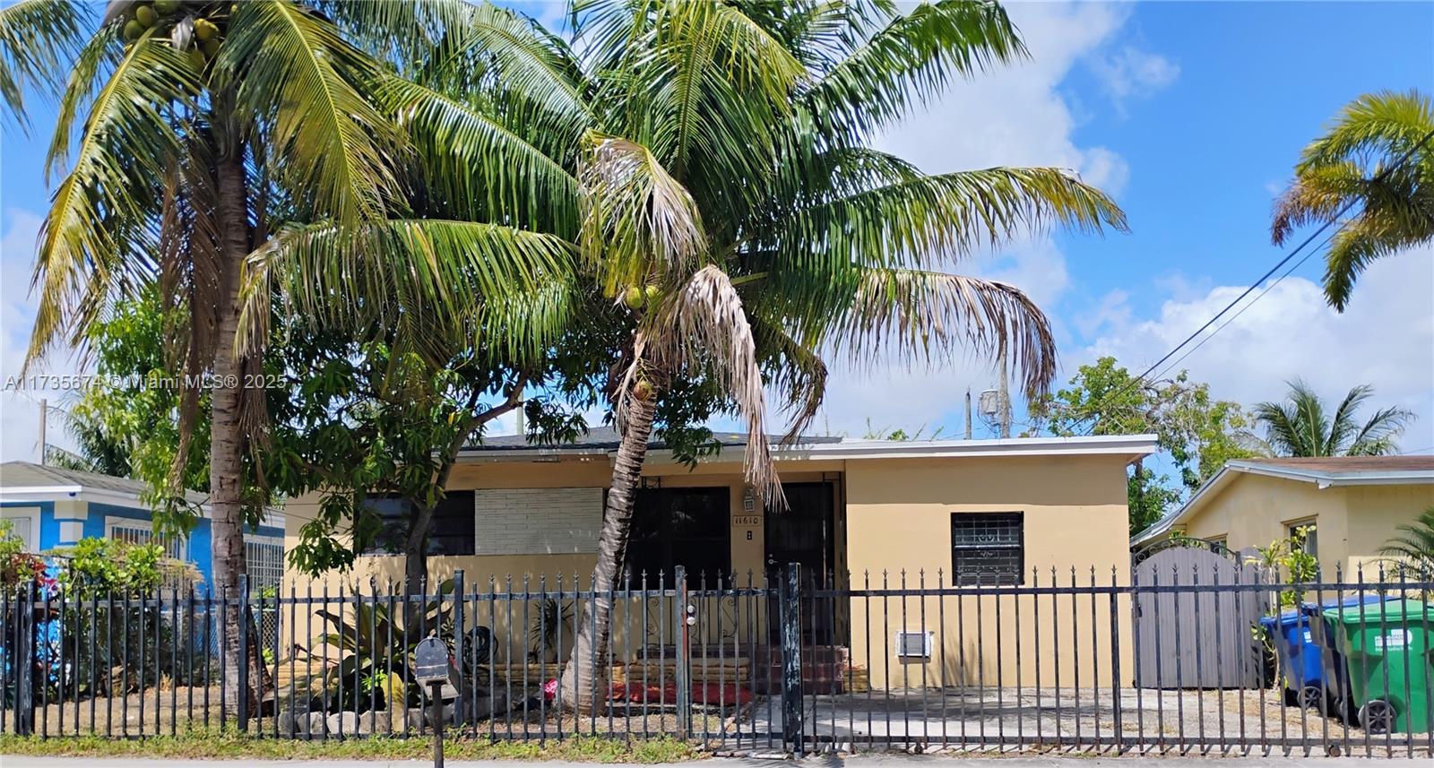 11610 Nw 11th Ave, Miami, Broward County, Florida - 3 Bedrooms  
2 Bathrooms - 