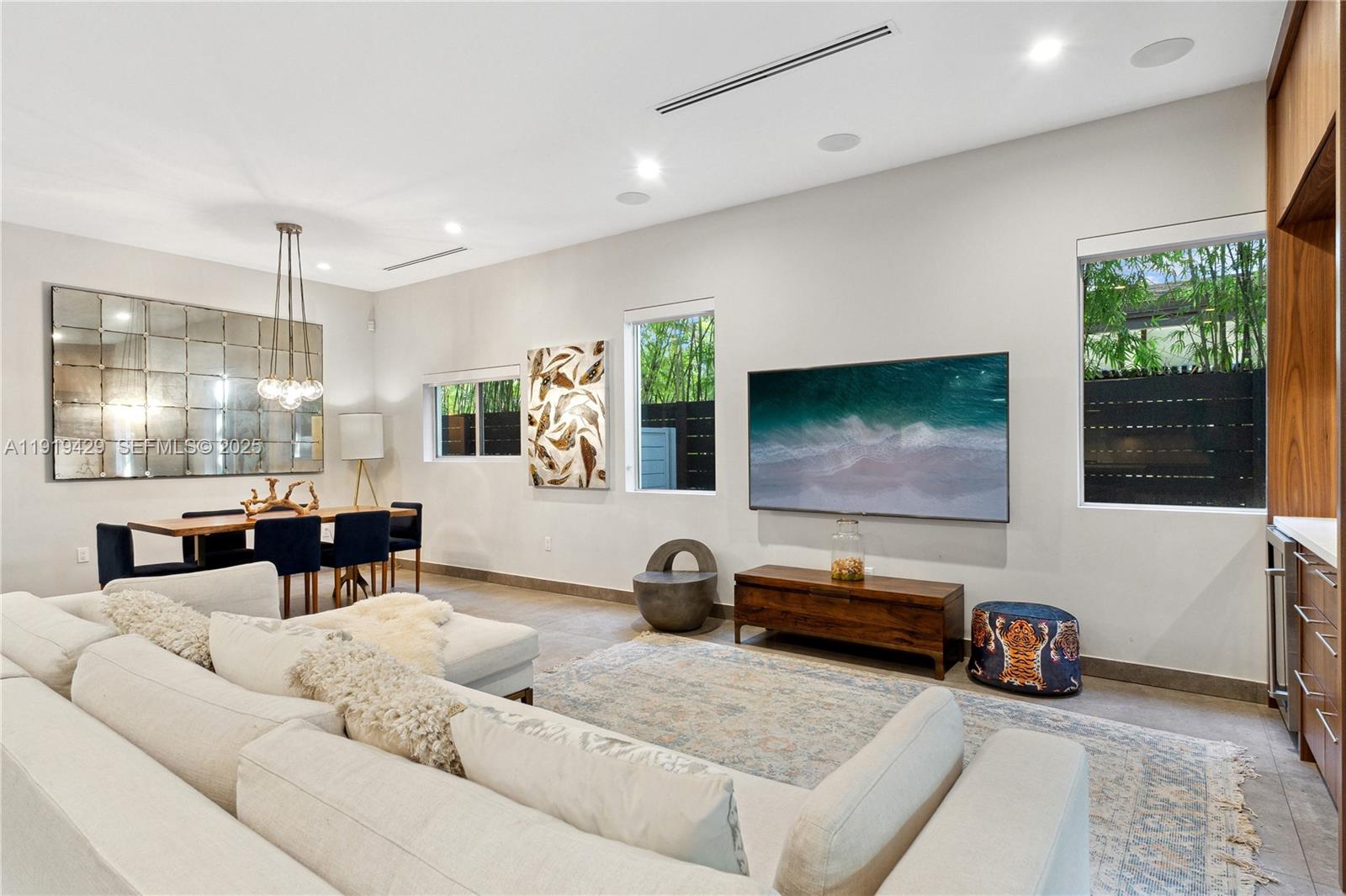 BLAINE RESIDENCES CONDO - Residential Lease