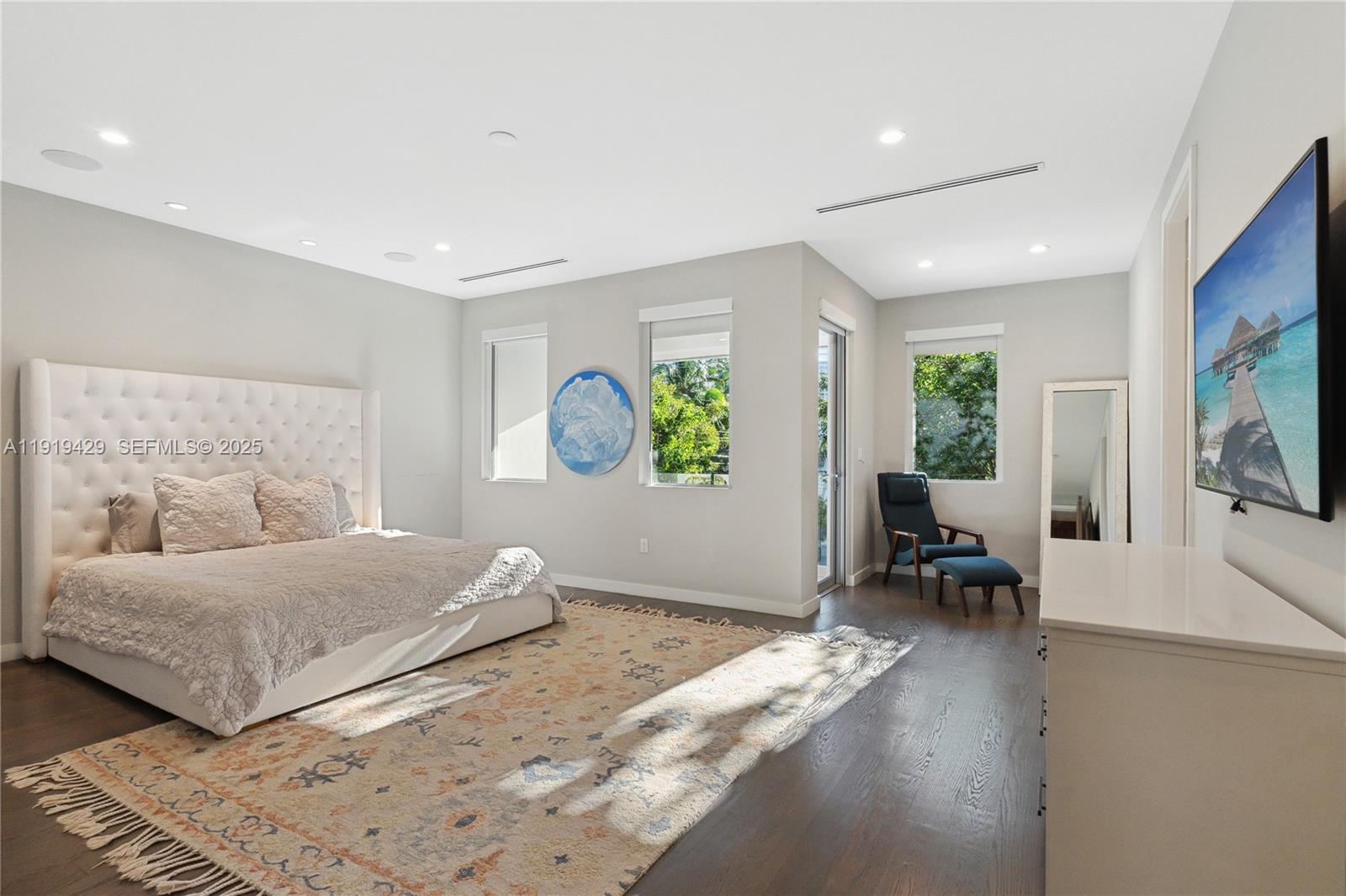 BLAINE RESIDENCES CONDO - Residential Lease