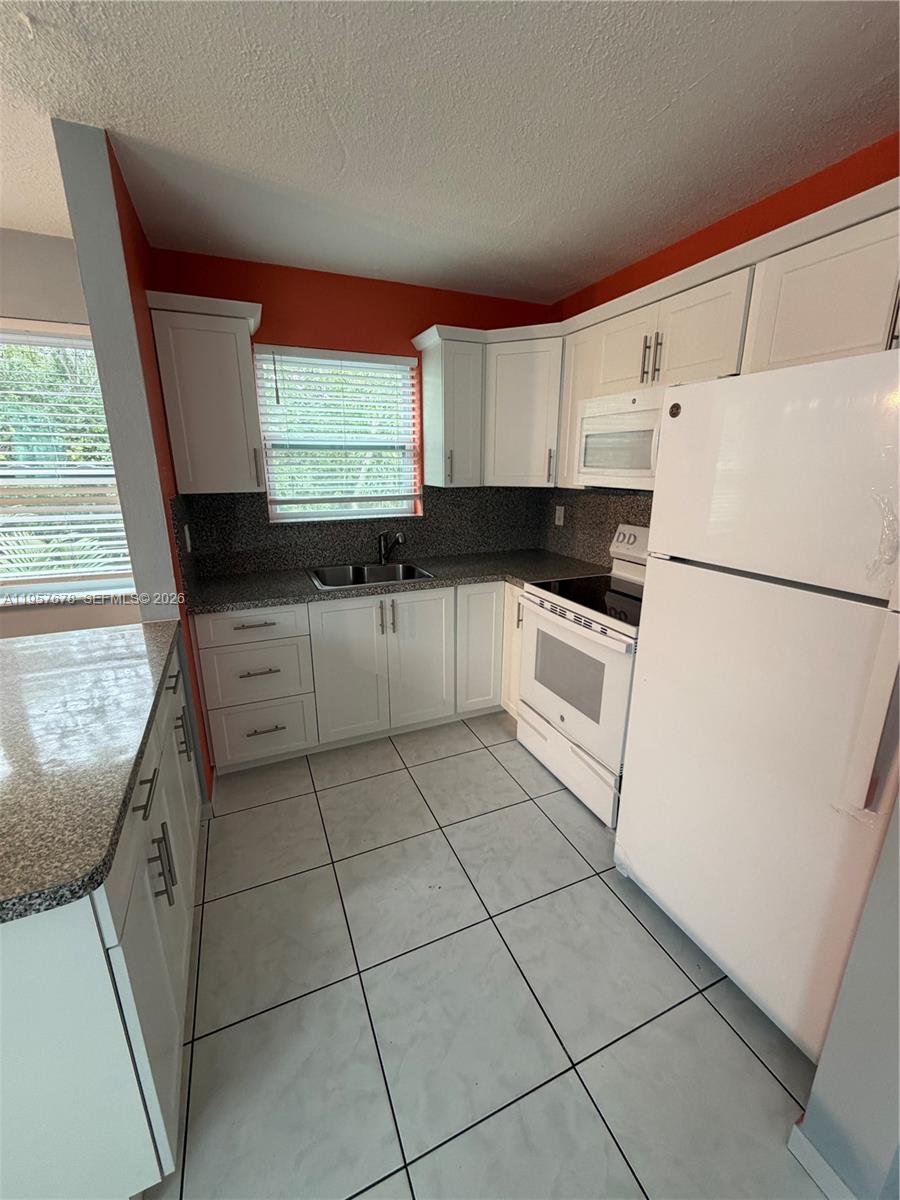 CRYSTAL COURT MANOR NO 5 - Residential Lease