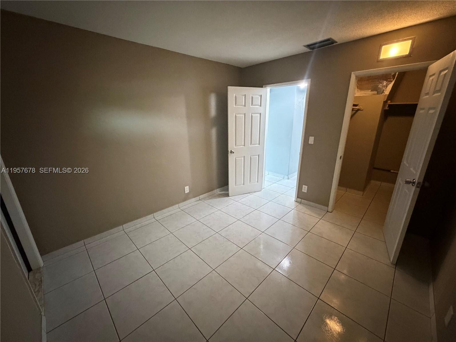 CRYSTAL COURT MANOR NO 5 - Residential Lease