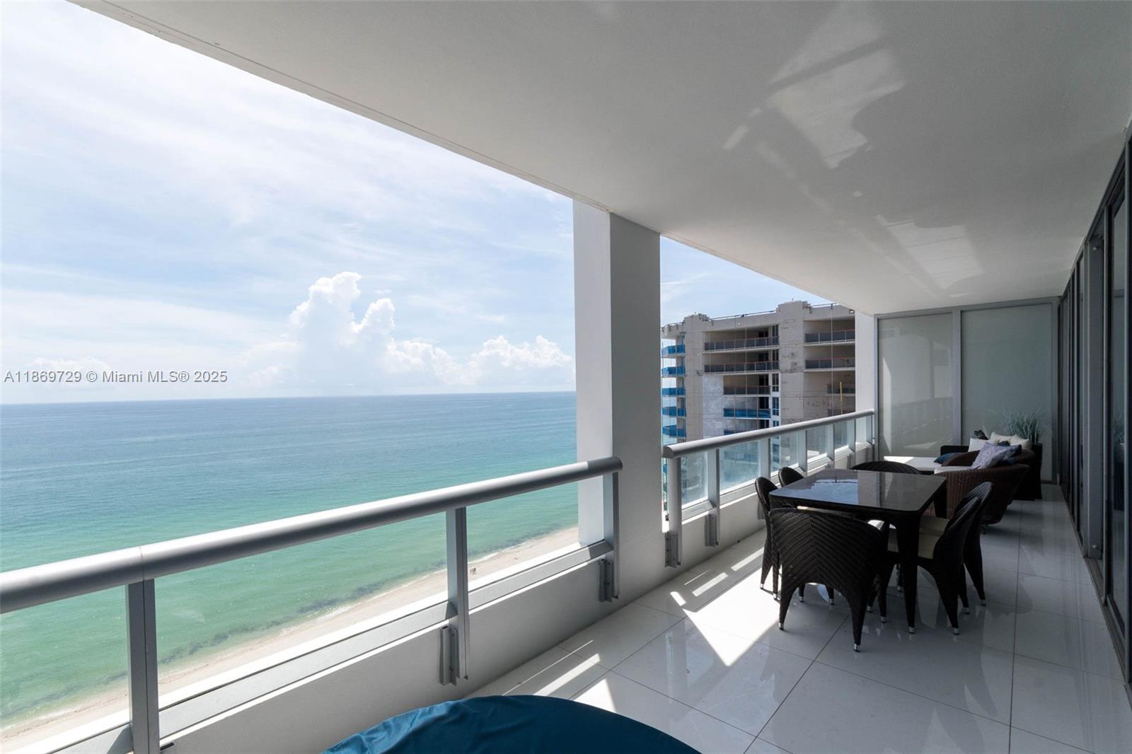 6799 Collins Ave 1704