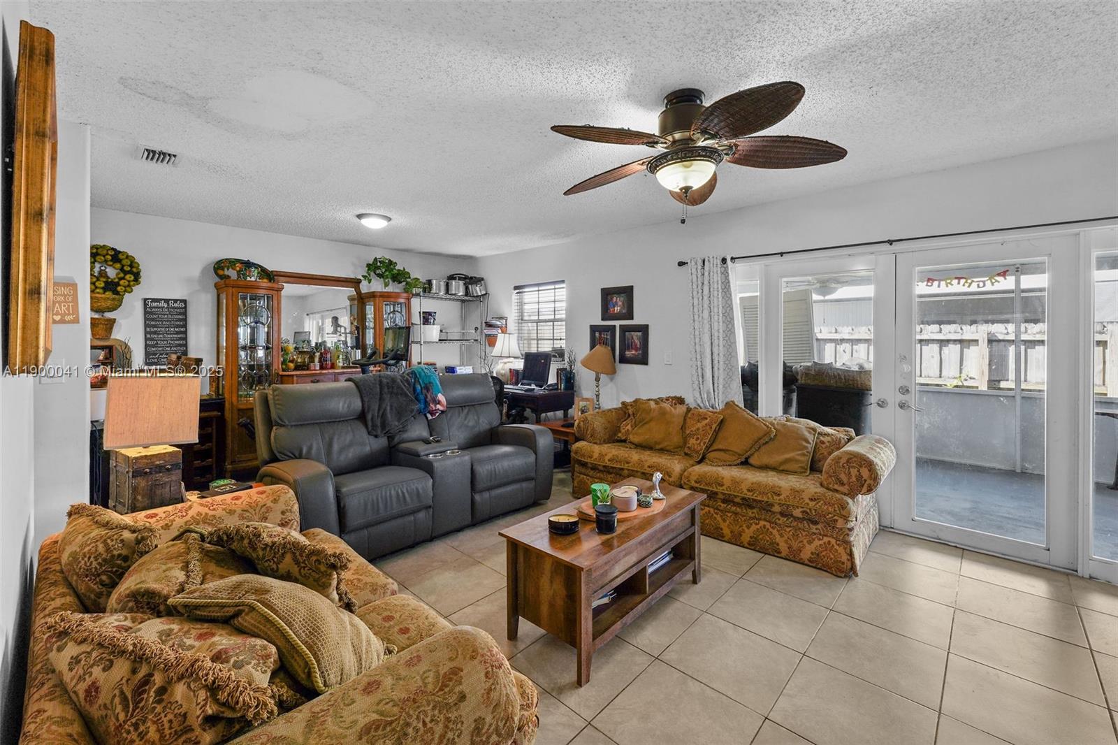 AMERICAN HOMES 1ST ADDN - Residential