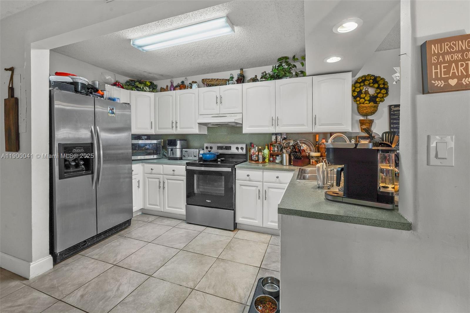 AMERICAN HOMES 1ST ADDN - Residential