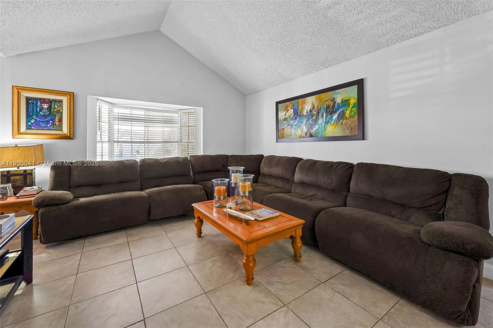 AMERICAN HOMES 1ST ADDN - Residential