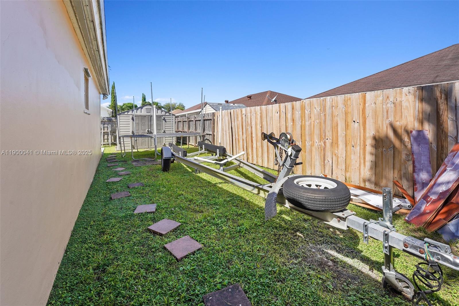 AMERICAN HOMES 1ST ADDN - Residential