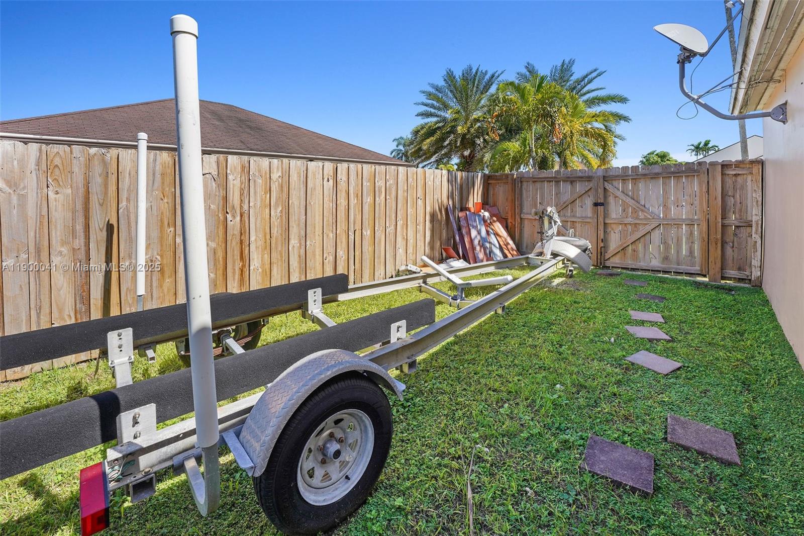 AMERICAN HOMES 1ST ADDN - Residential