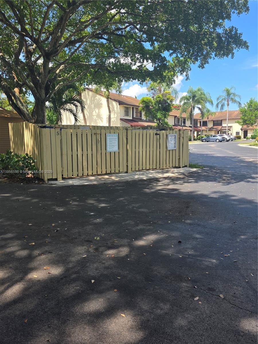 TARTAN COCONUT CREEK PHAS - Residential