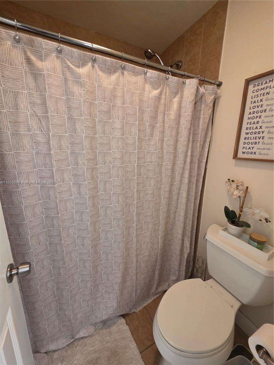 TARTAN COCONUT CREEK PHAS - Residential