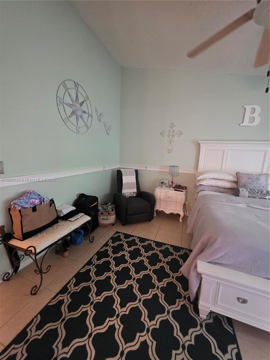 TARTAN COCONUT CREEK PHAS - Residential