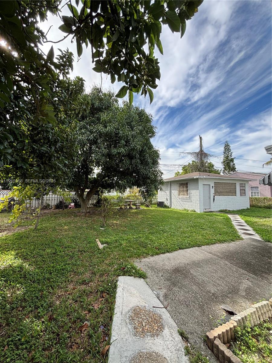 STEPHEN MANOR - Residential