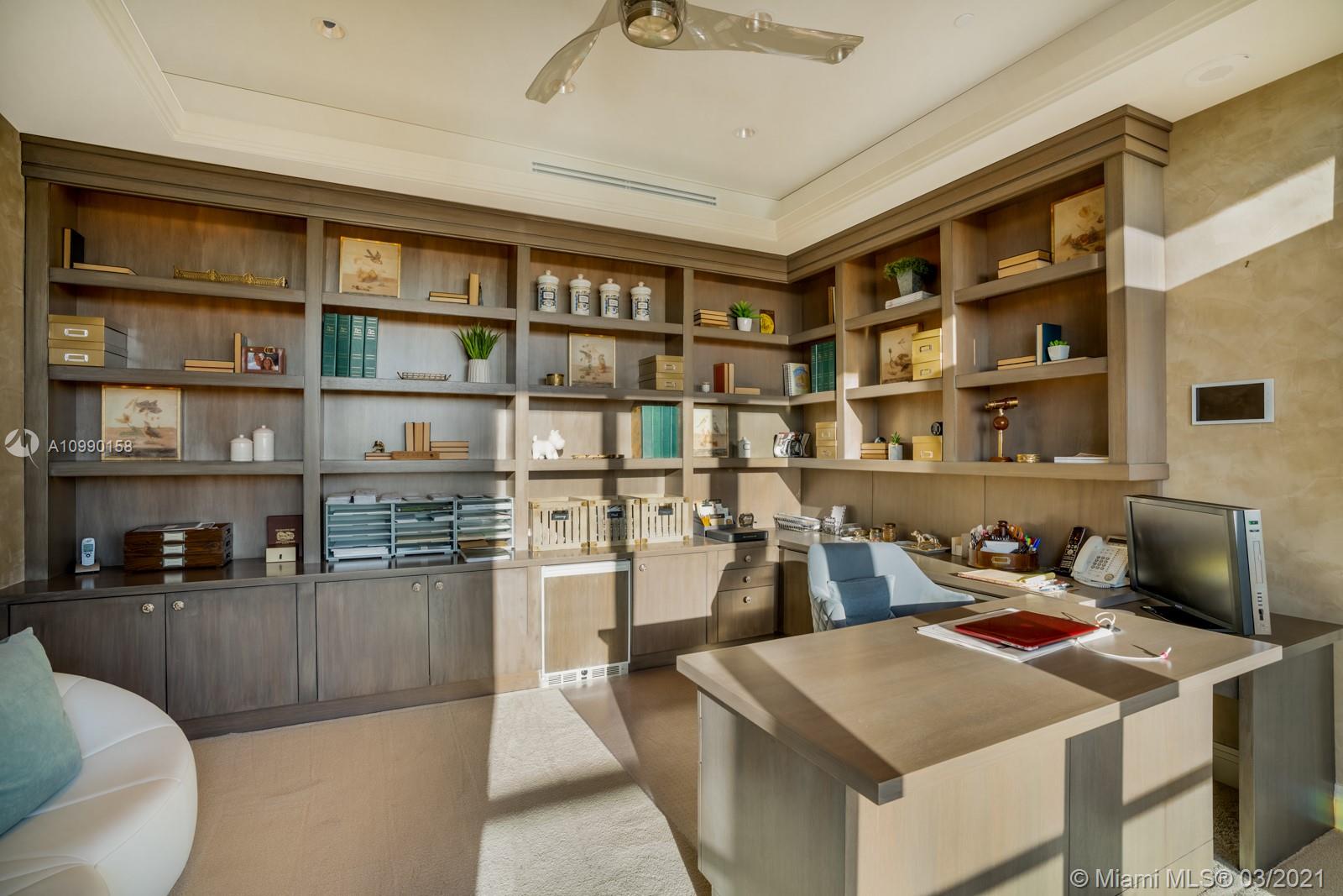 THE GABLES CLUB - Residential