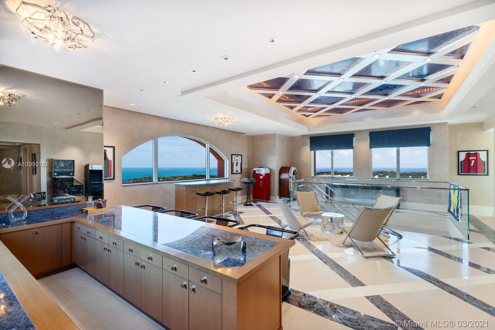 THE GABLES CLUB - Residential