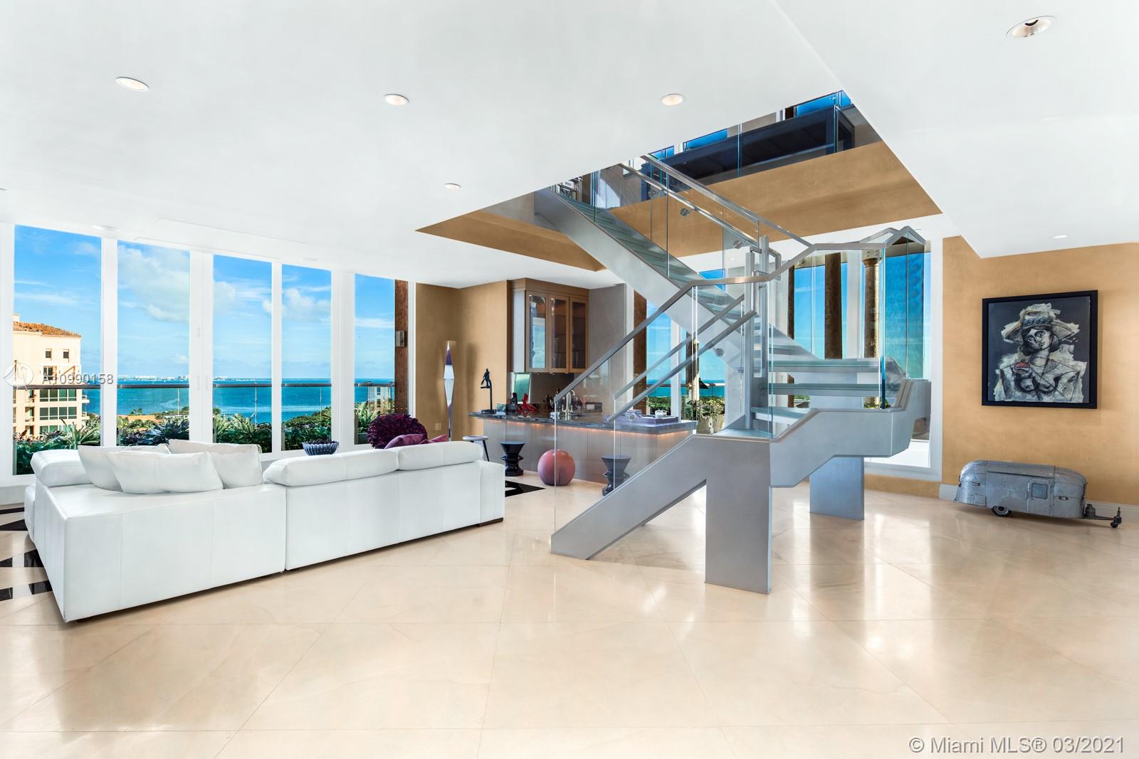 THE GABLES CLUB - Residential