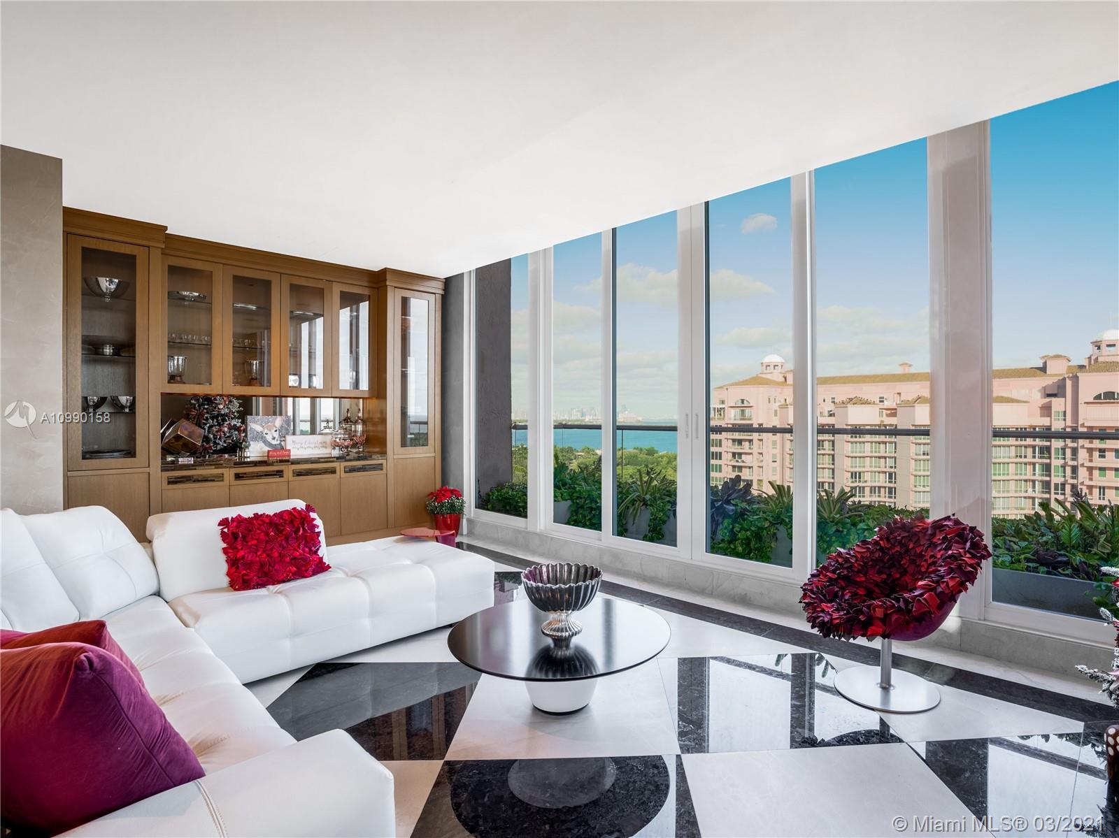 THE GABLES CLUB - Residential