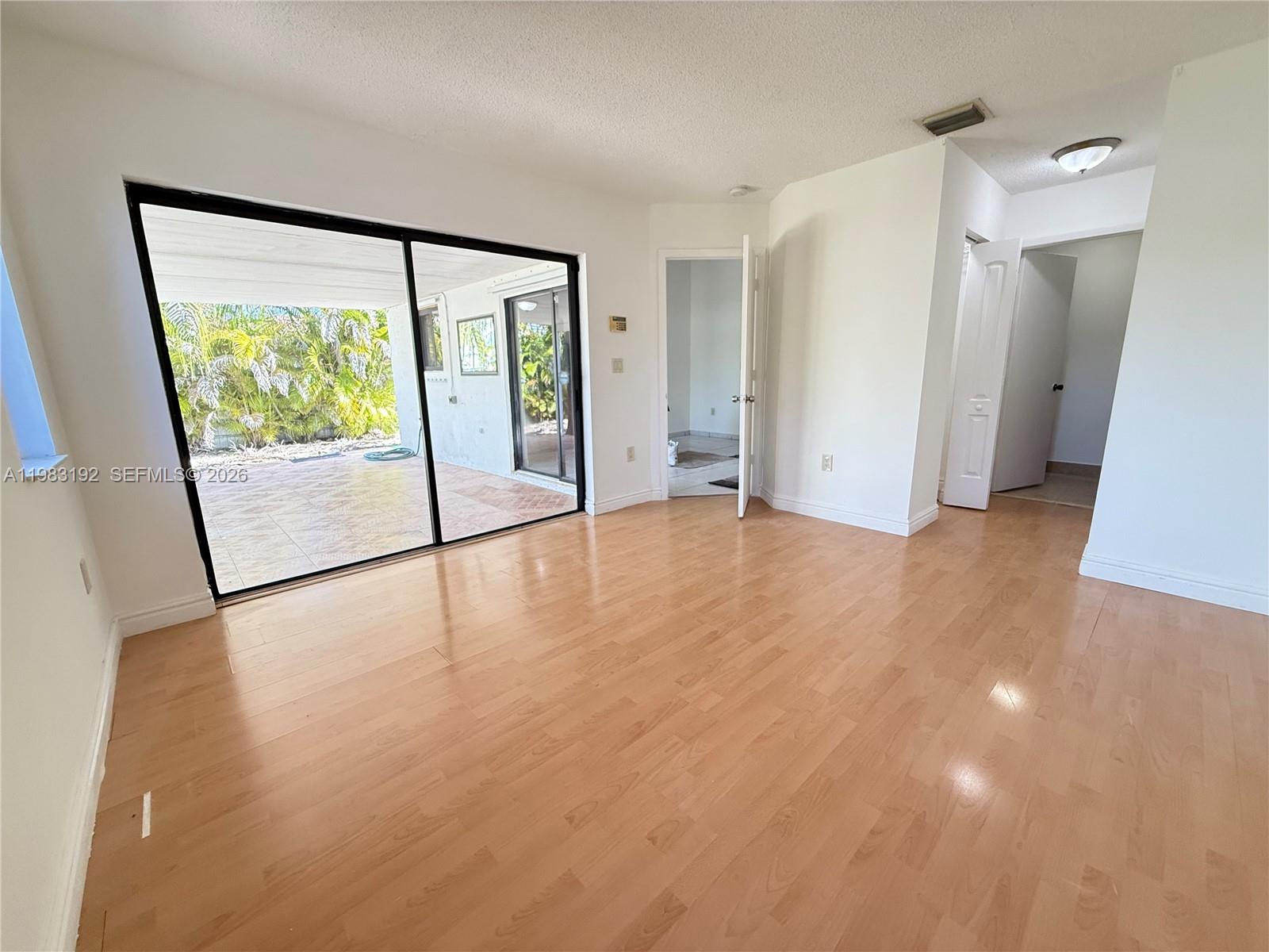 ARISTOTLE SUB PHASE IV - Residential Lease