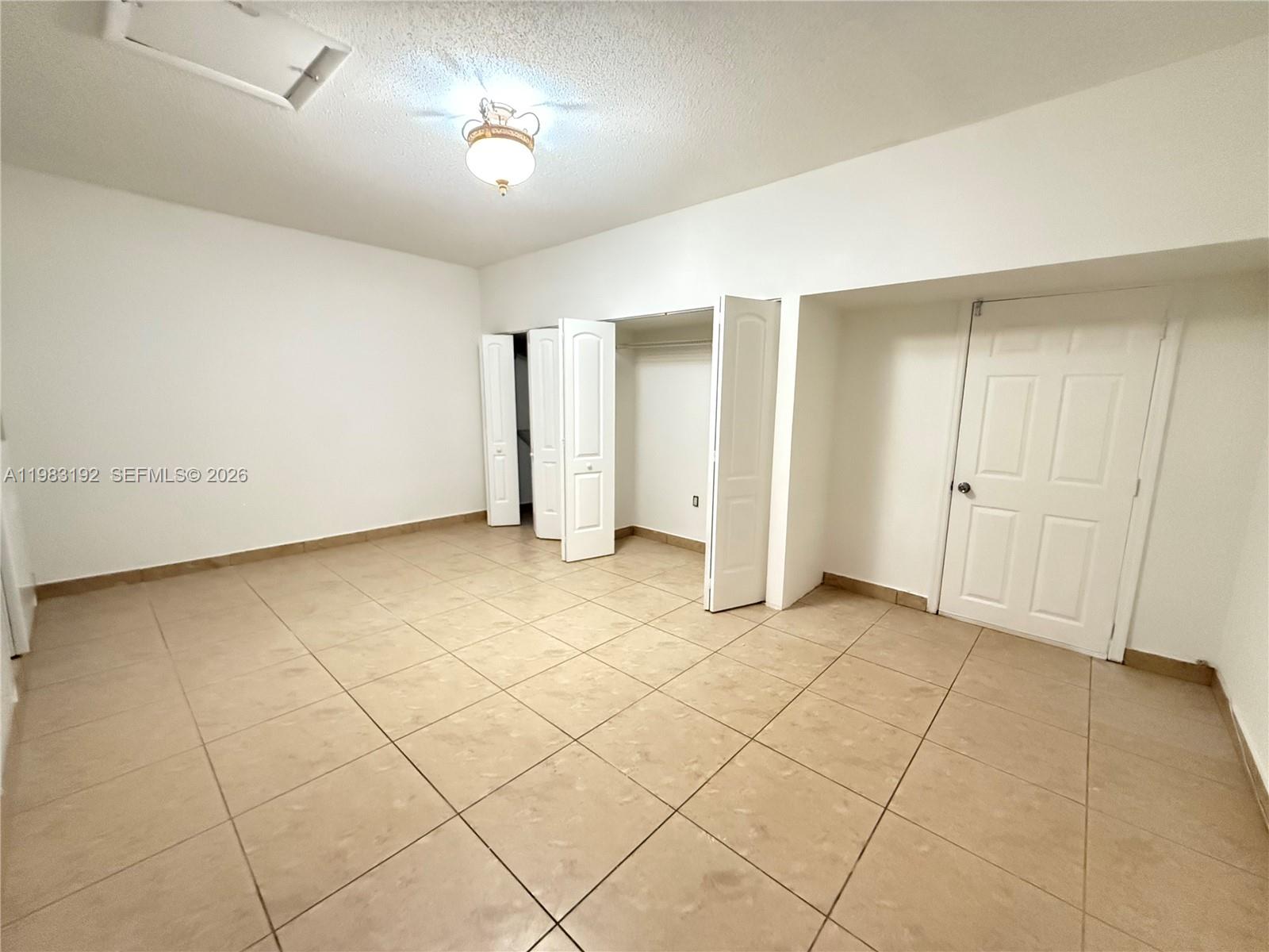 ARISTOTLE SUB PHASE IV - Residential Lease