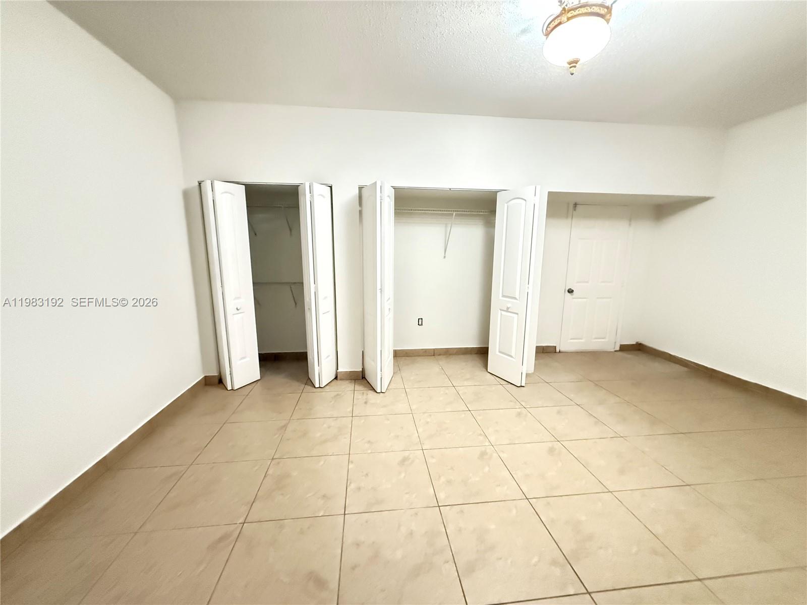 ARISTOTLE SUB PHASE IV - Residential Lease