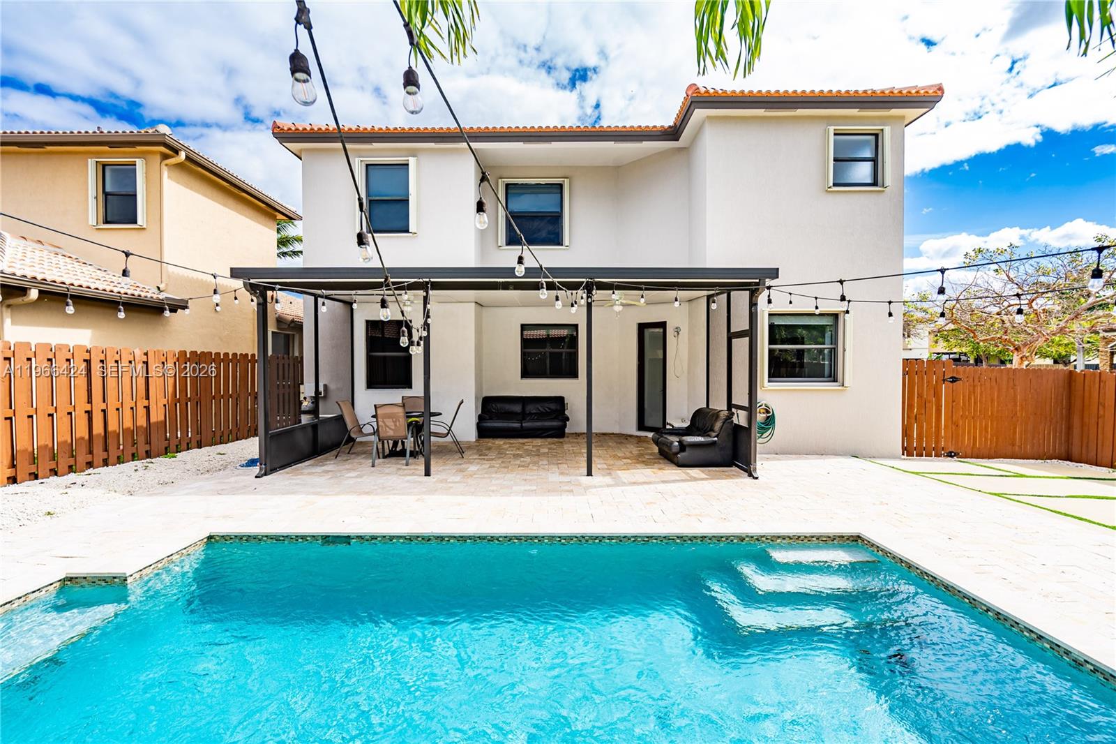 SILVER PALM EAST SEC FOUR - Residential