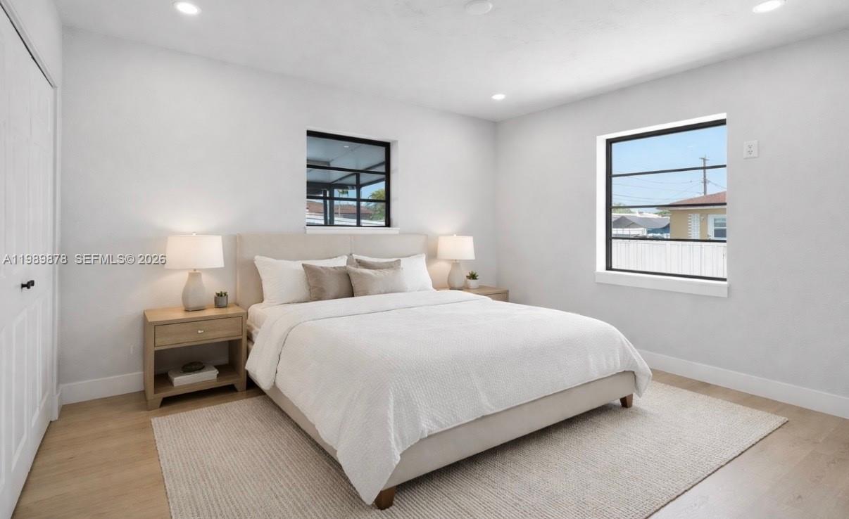 INGLESIDE PARK - Residential