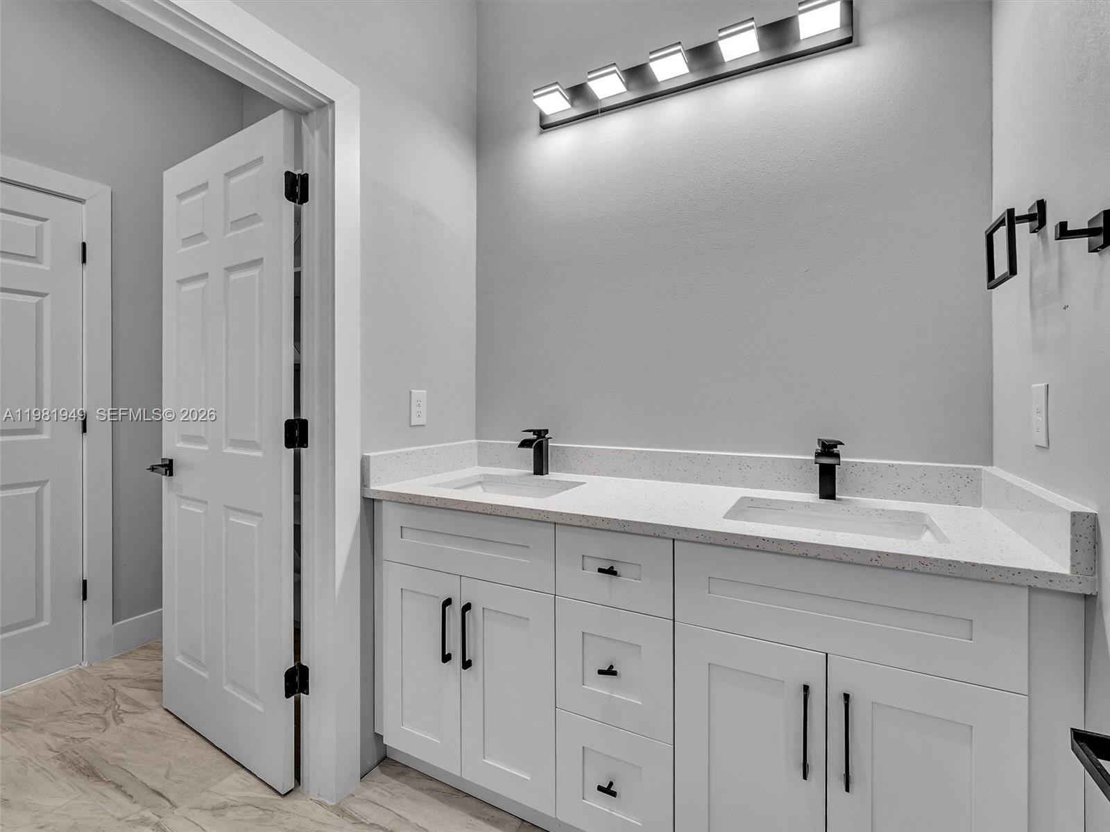 KILLER'S ADDITION TO LINC - Residential Lease