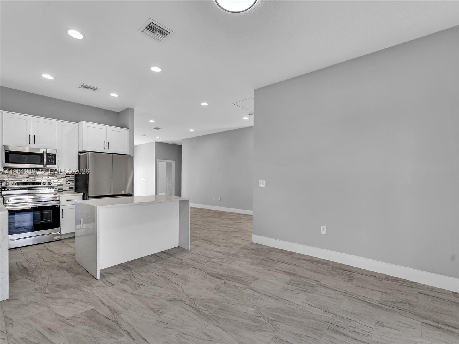 KILLER'S ADDITION TO LINC - Residential Lease