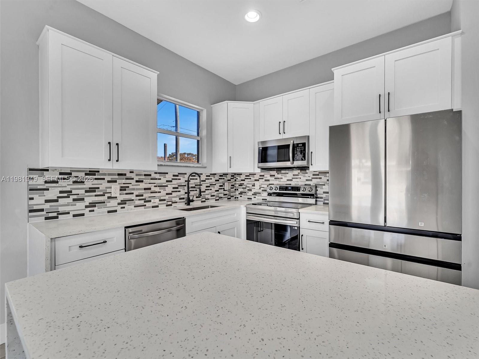 KILLER'S ADDITION TO LINC - Residential Lease