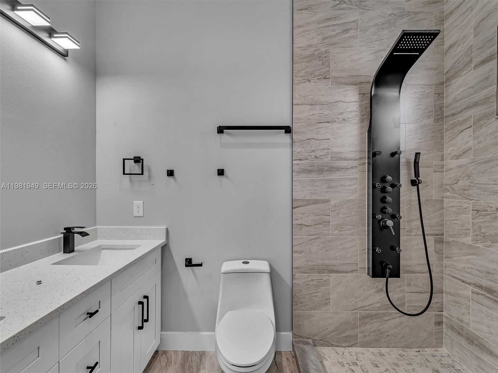 KILLER'S ADDITION TO LINC - Residential Lease