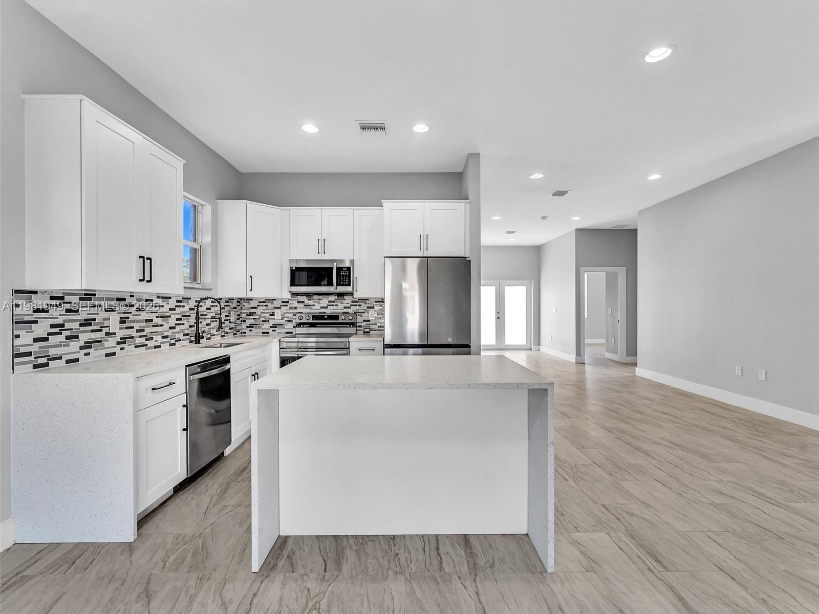 KILLER'S ADDITION TO LINC - Residential Lease