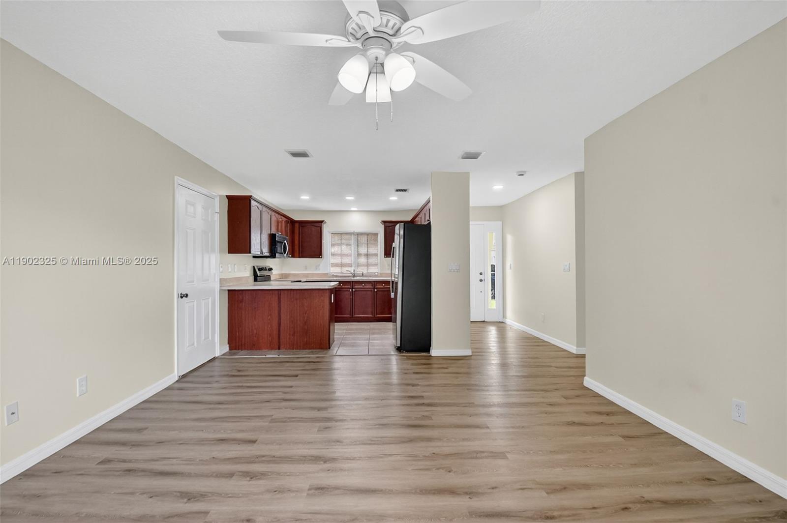 DOVE LANDING CONDO - Residential Lease