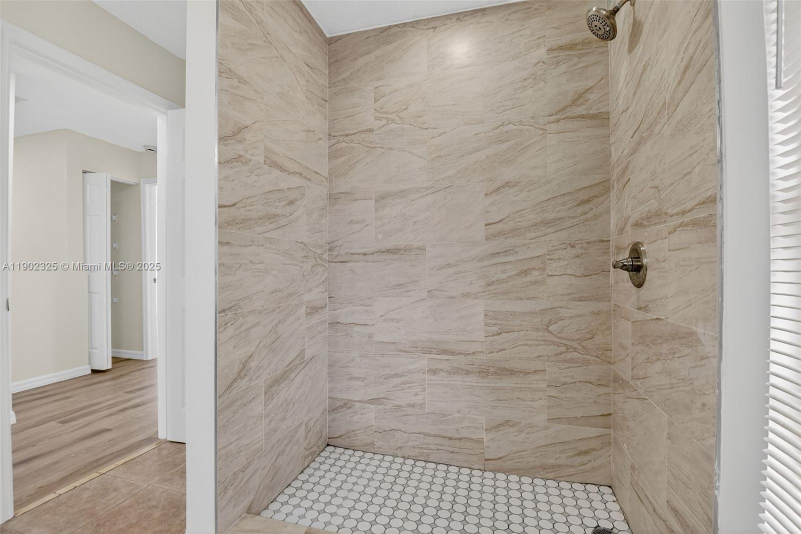 DOVE LANDING CONDO - Residential Lease