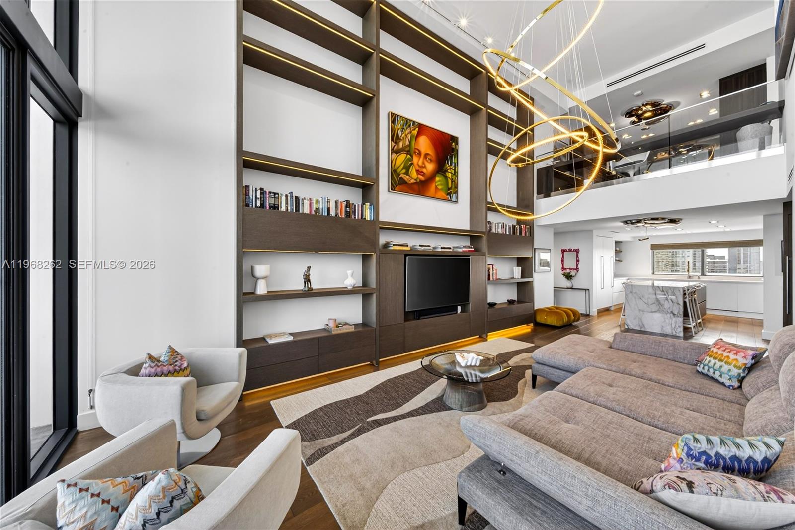 BLUE CONDO - Residential