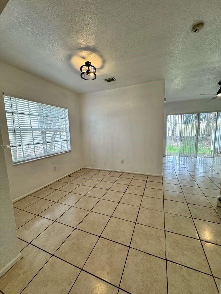 SILVER FALLS POD - Residential